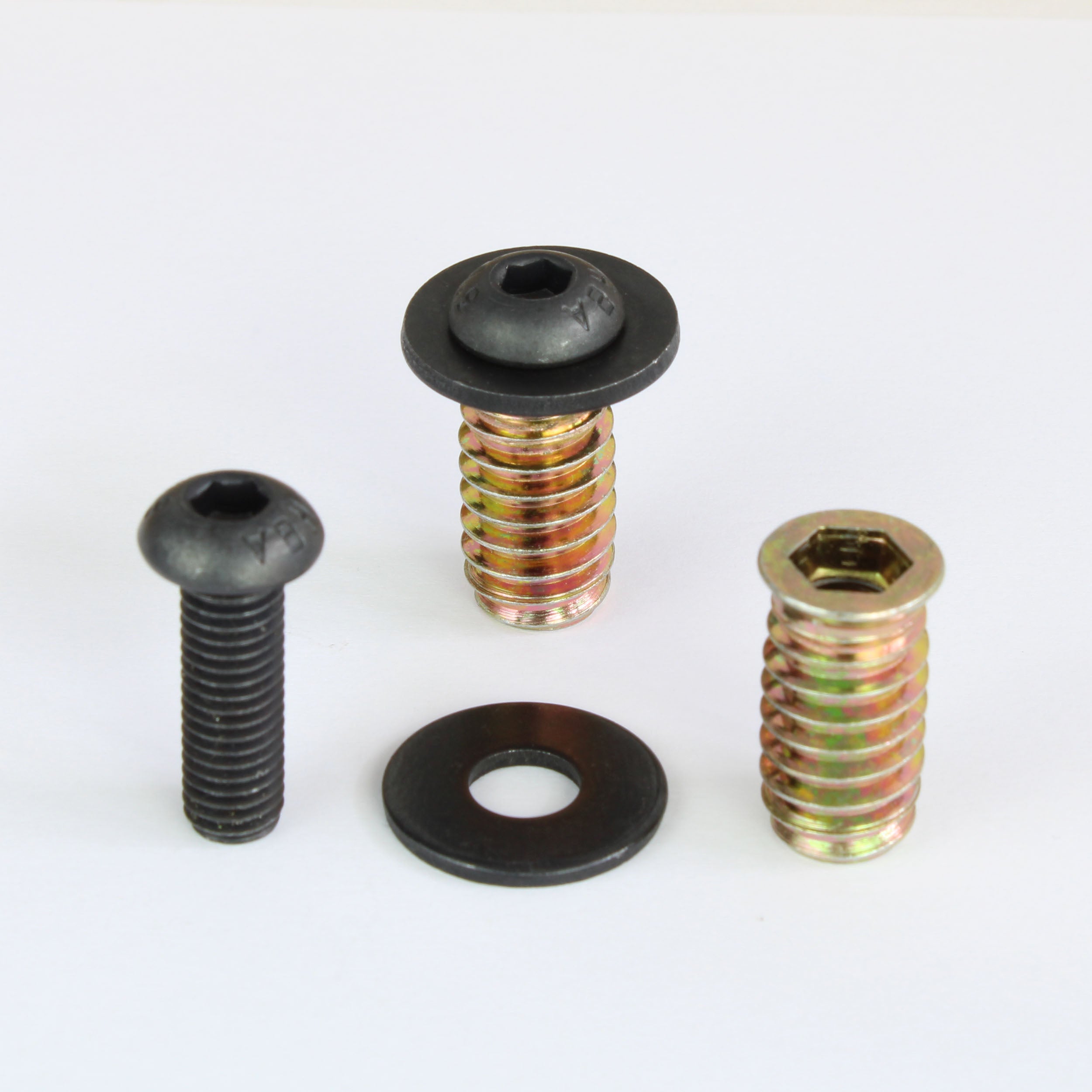 Screw set with threaded insert
